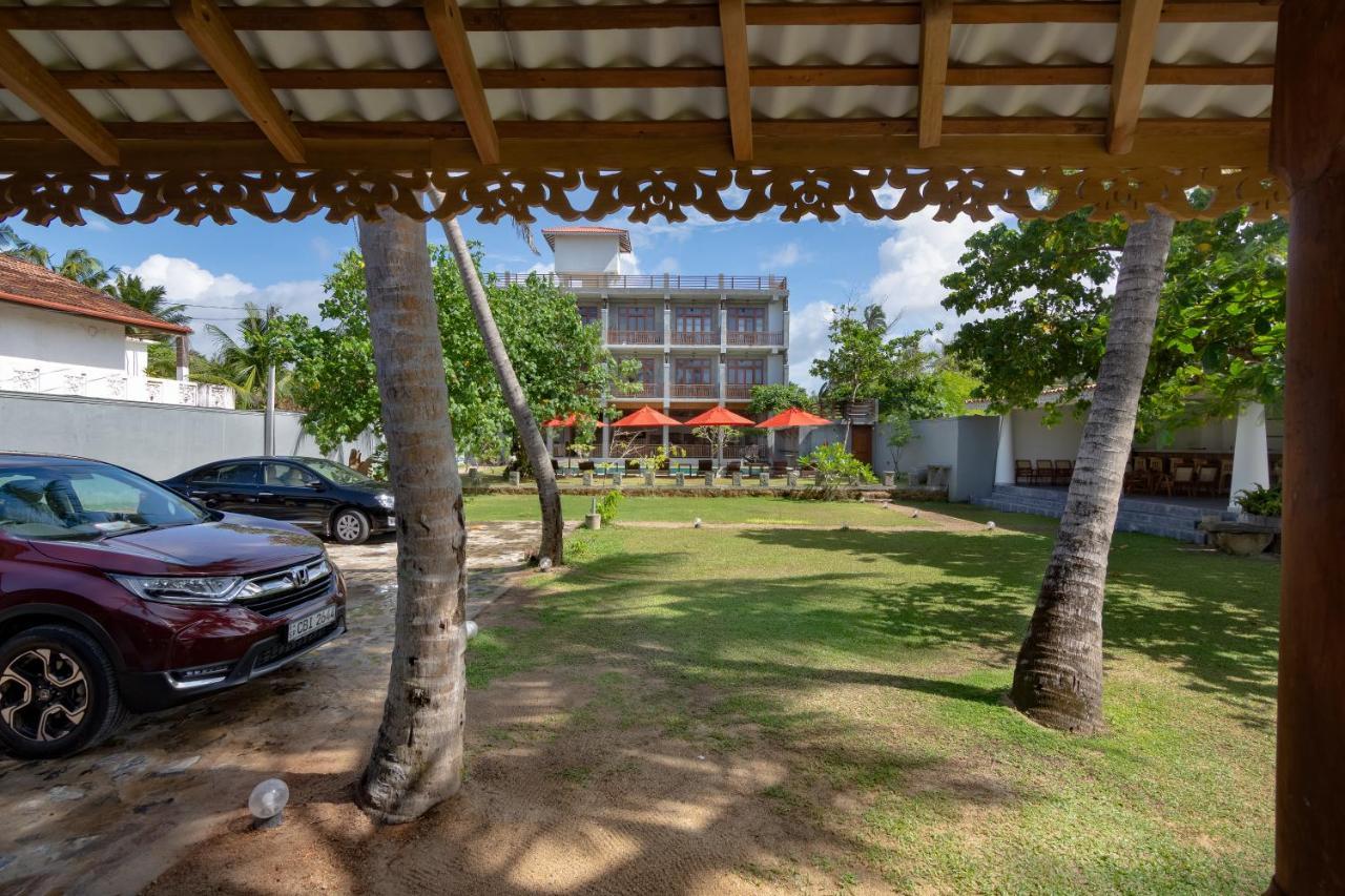 Samaraana Hotel Ahangama Exterior photo