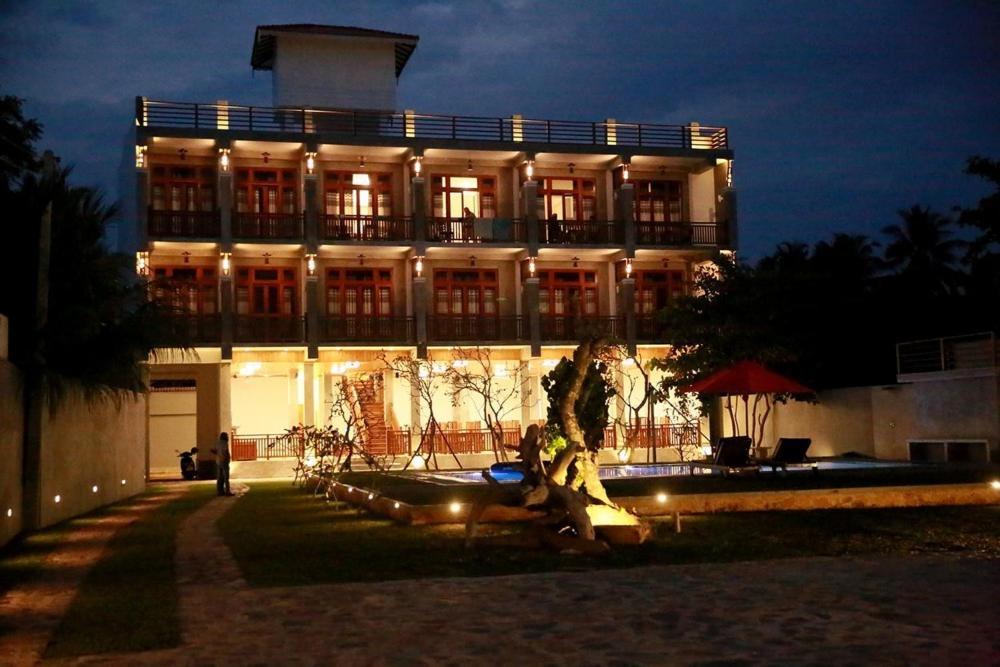 Samaraana Hotel Ahangama Exterior photo