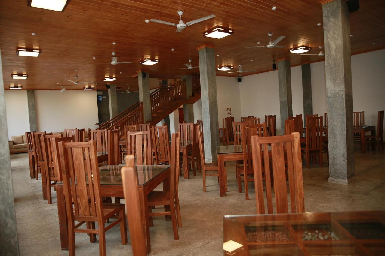 Samaraana Hotel Ahangama Exterior photo